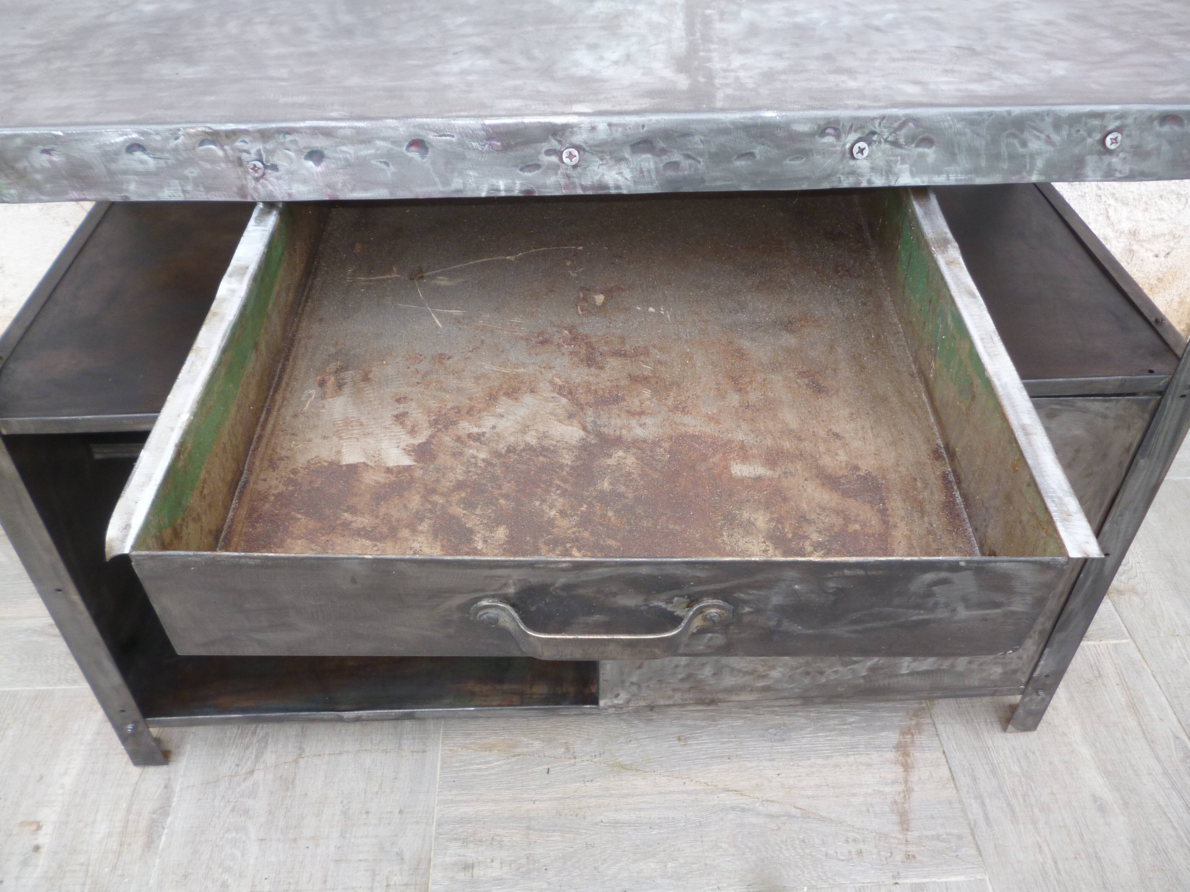 Industrial metal establishment