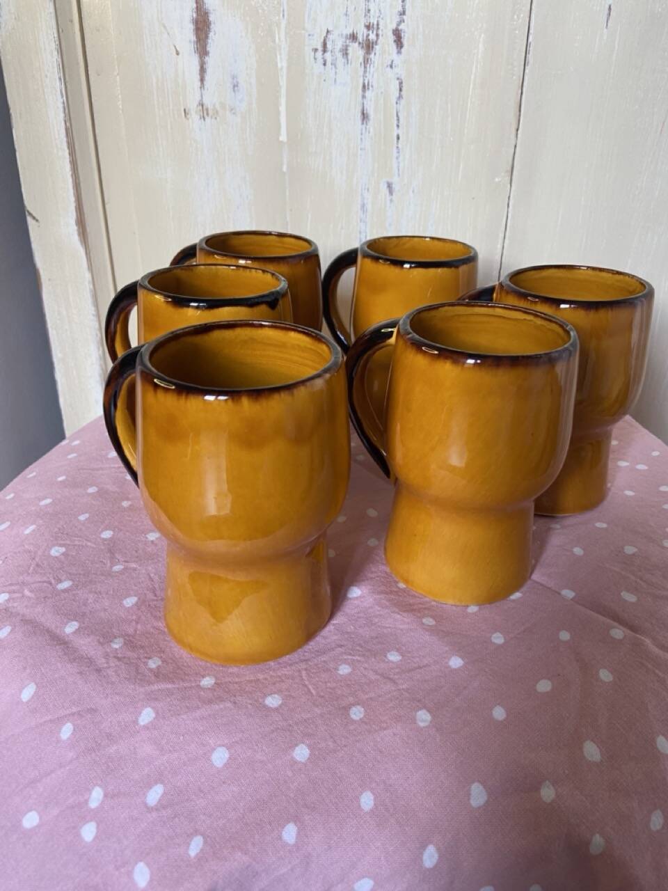 Vintage orange mugs 70s
