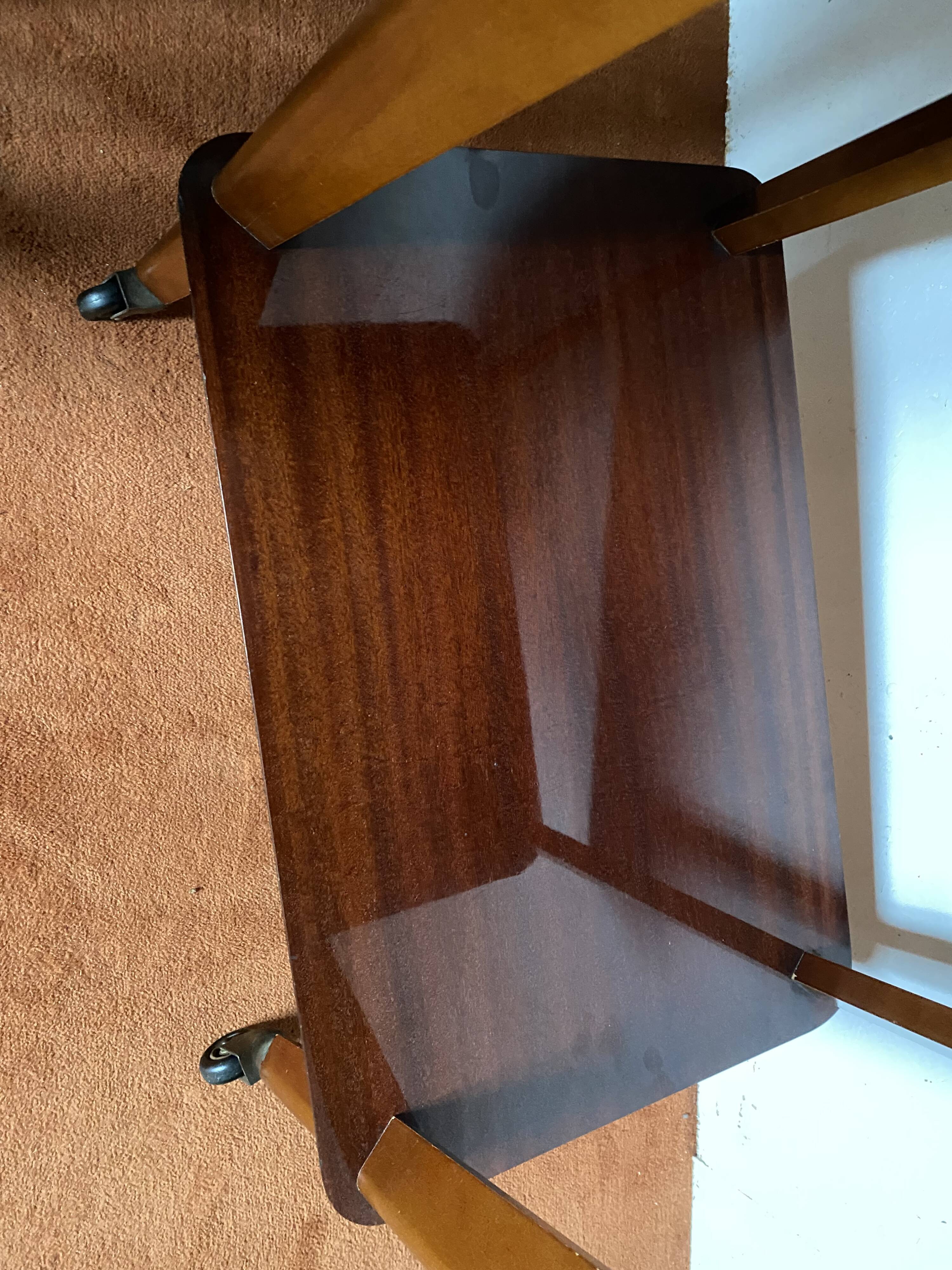 Table d'appoint