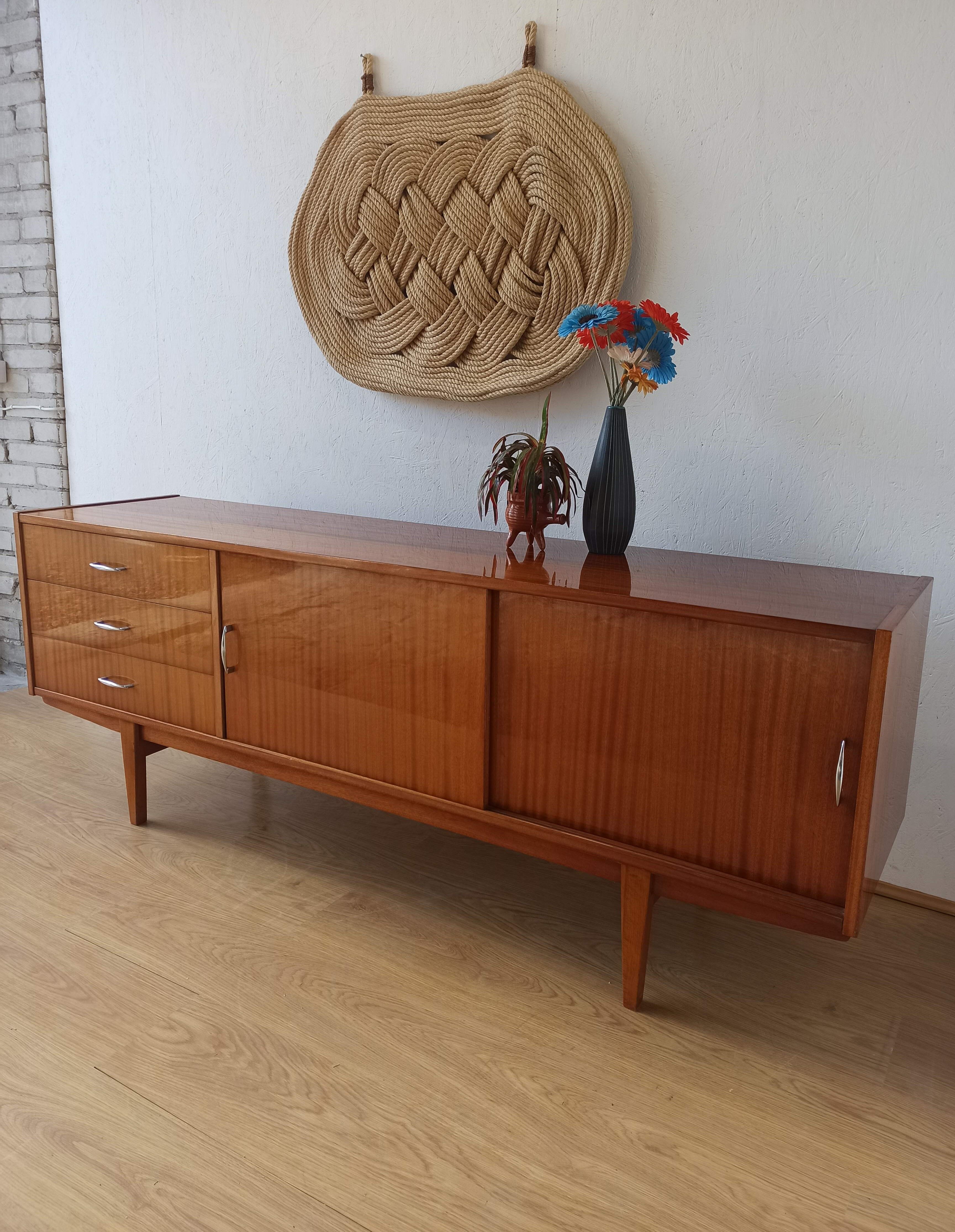 Enfilade moderniste des années 1970