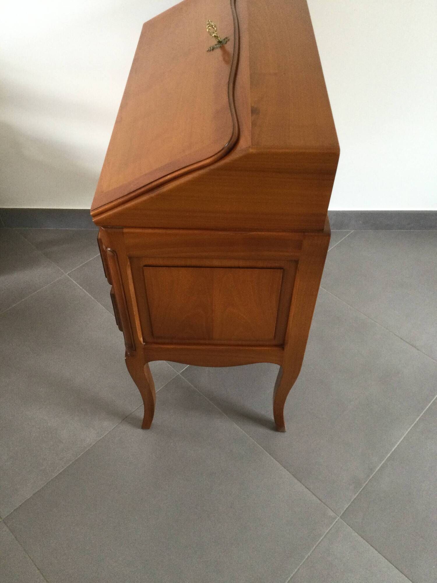 Bureau Dos d'âne En Merisier