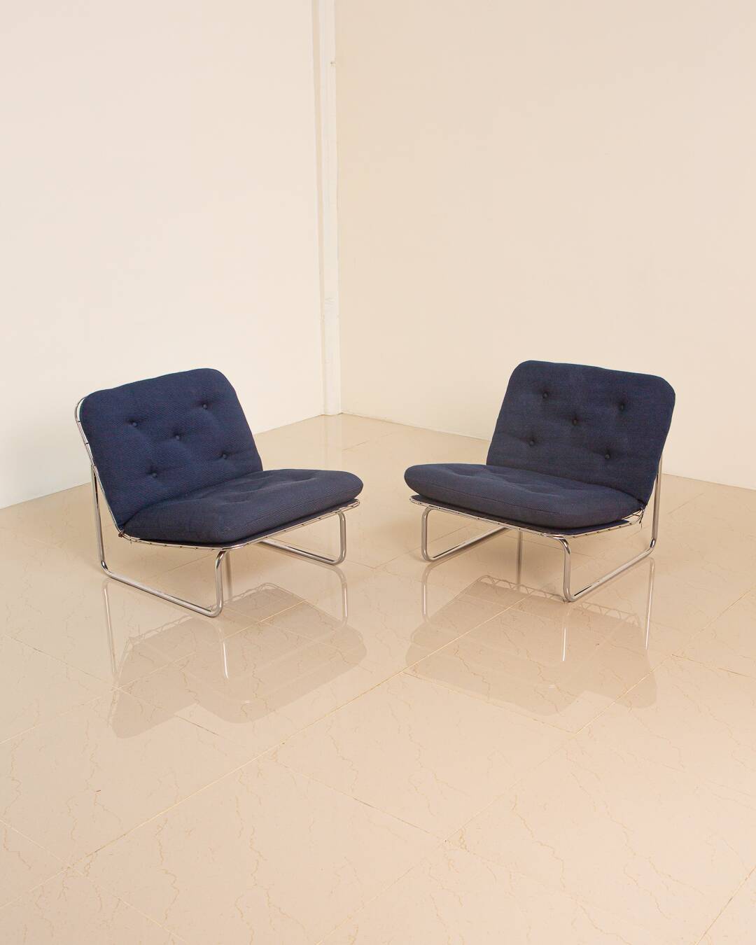 Pair of blue "666" armchairs by Kho Liang for Artifort 70's