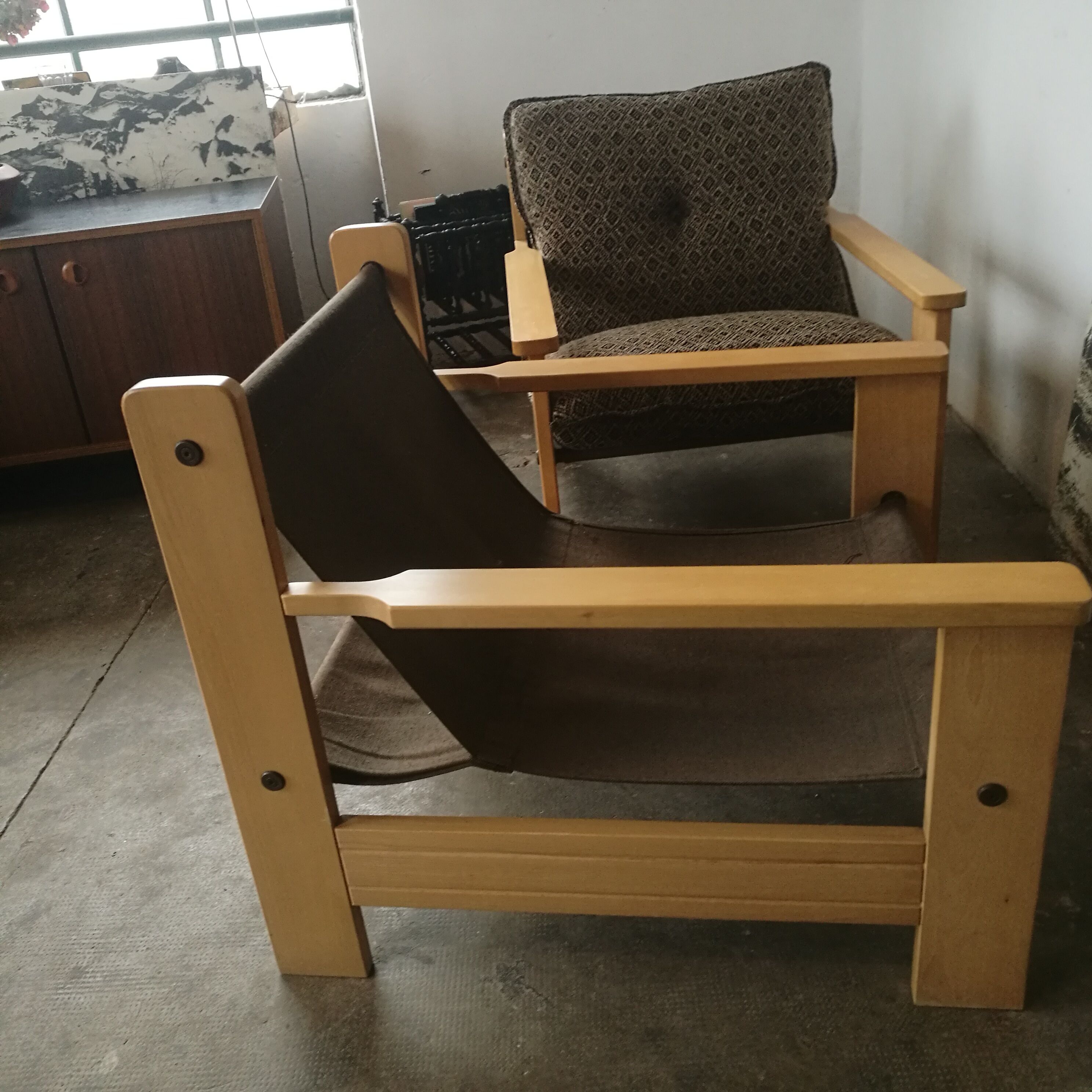 Paire de fauteuils vintage en bois