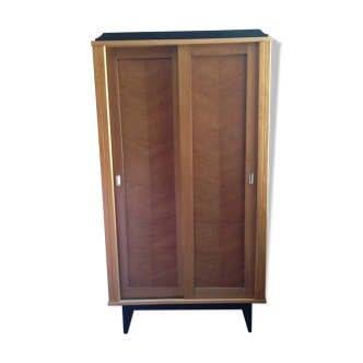 Armoire portes coulissantes