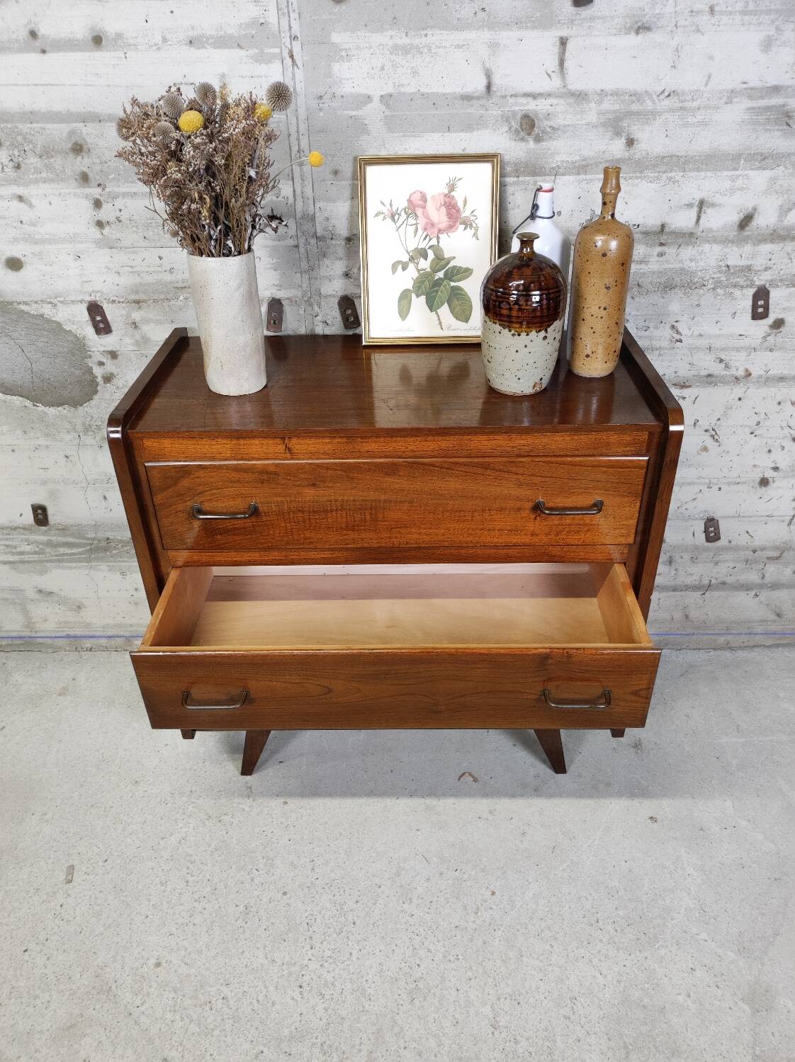 Commode vintage
