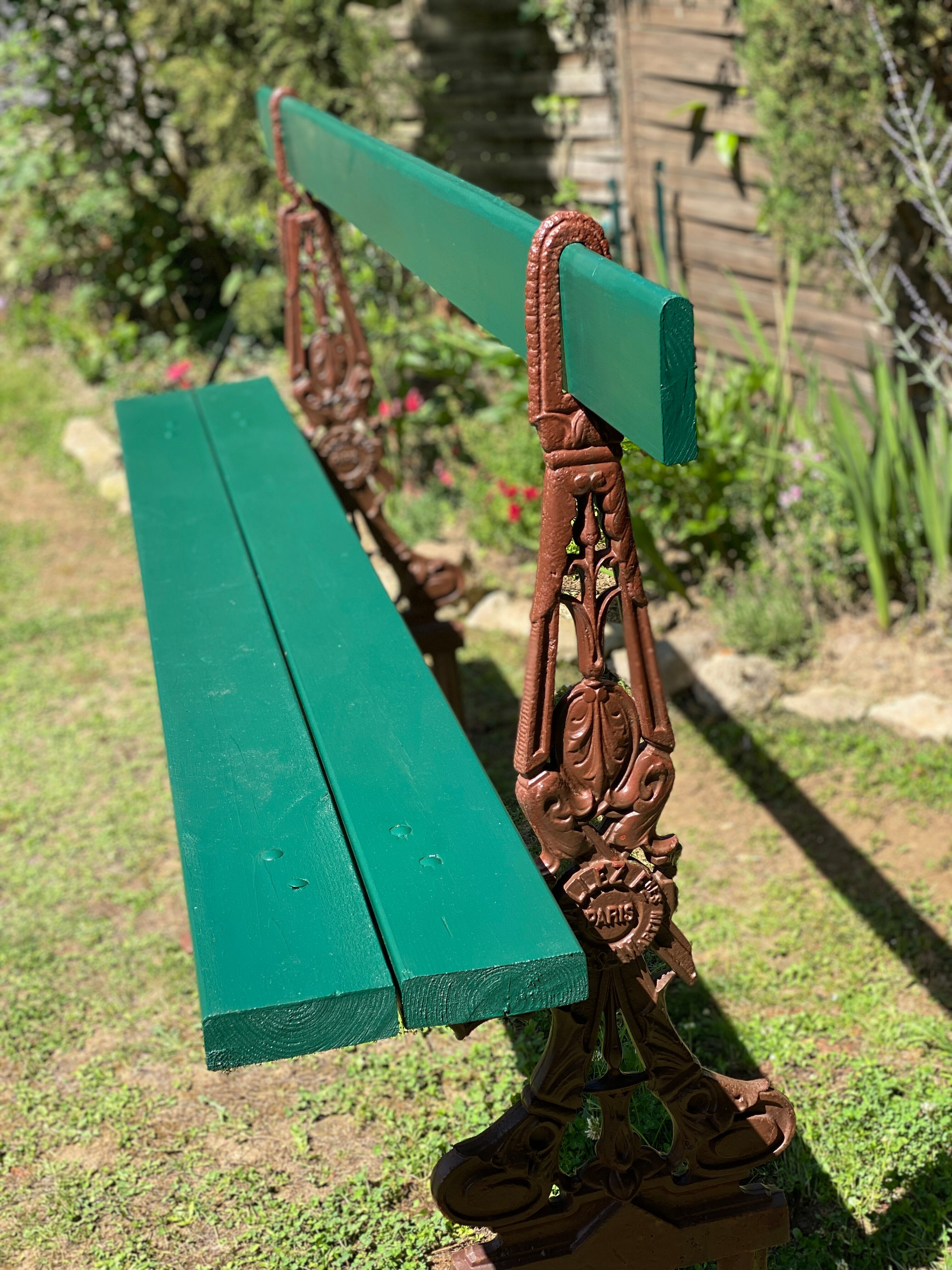Former public bench of Paris