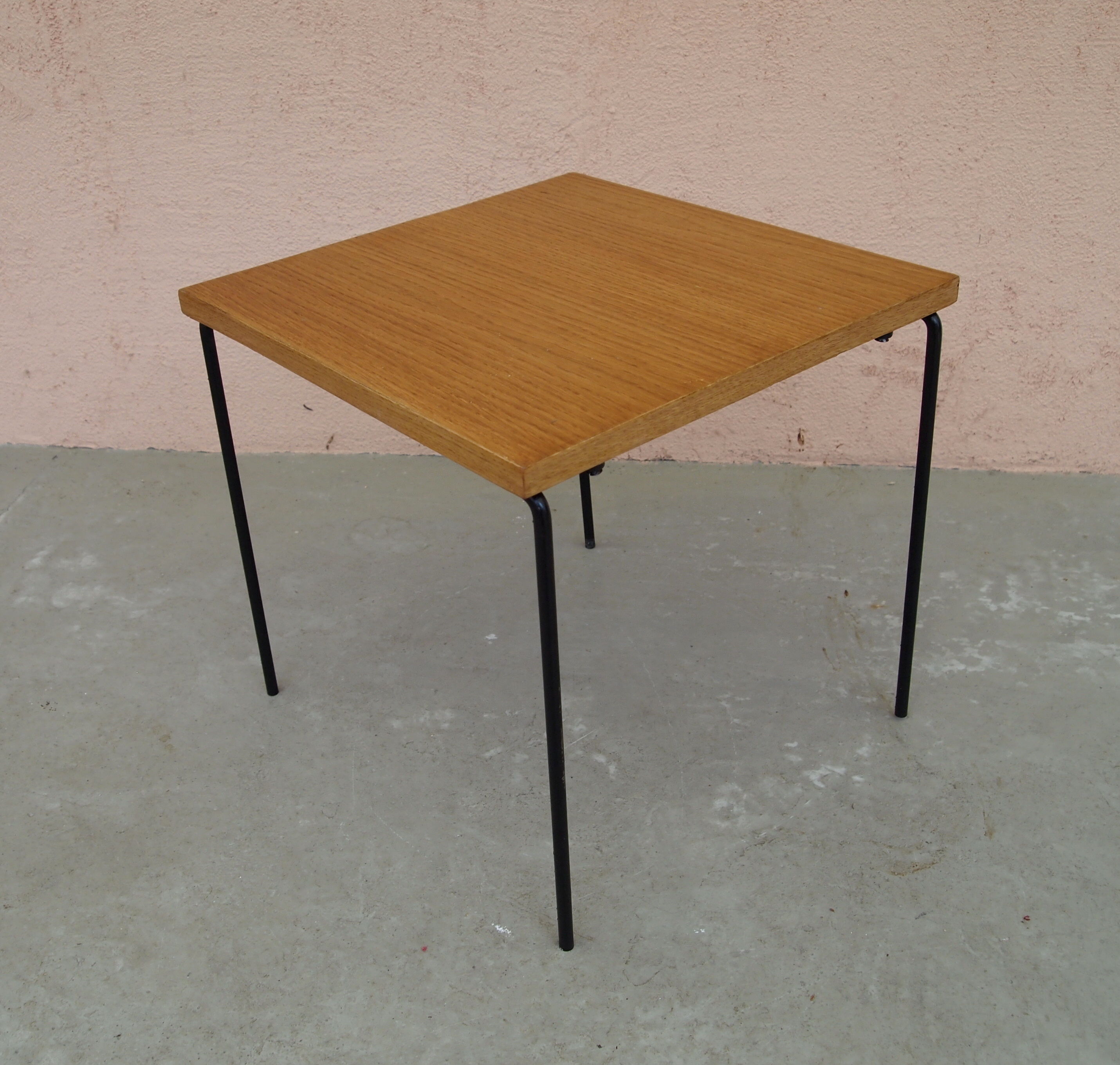 1950 vintage coffee table