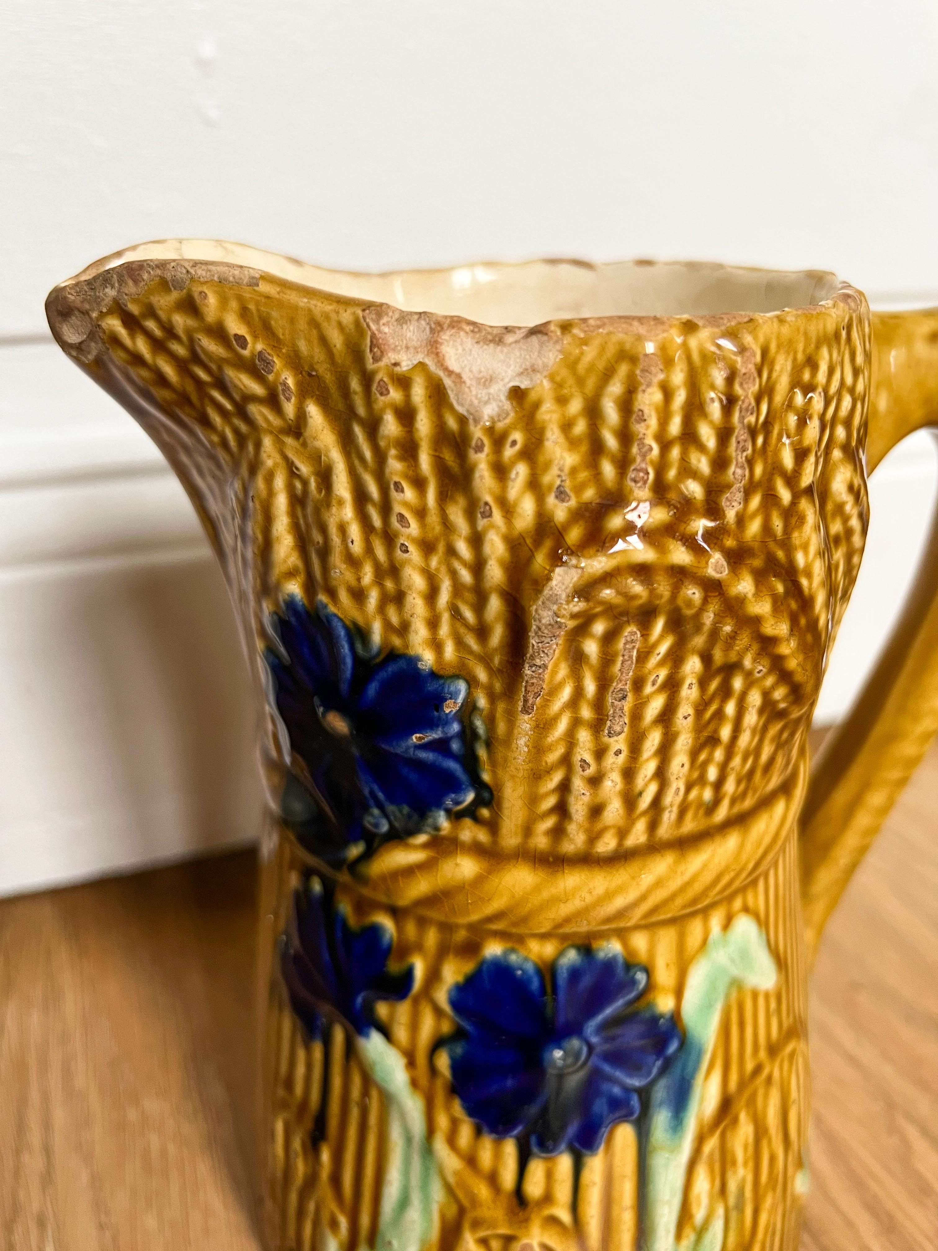 Decorative water decanter in painted ceramic