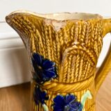 Decorative water decanter in painted ceramic