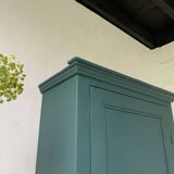 Green hosiery wardrobe