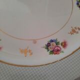 Cake service with mismatched plates