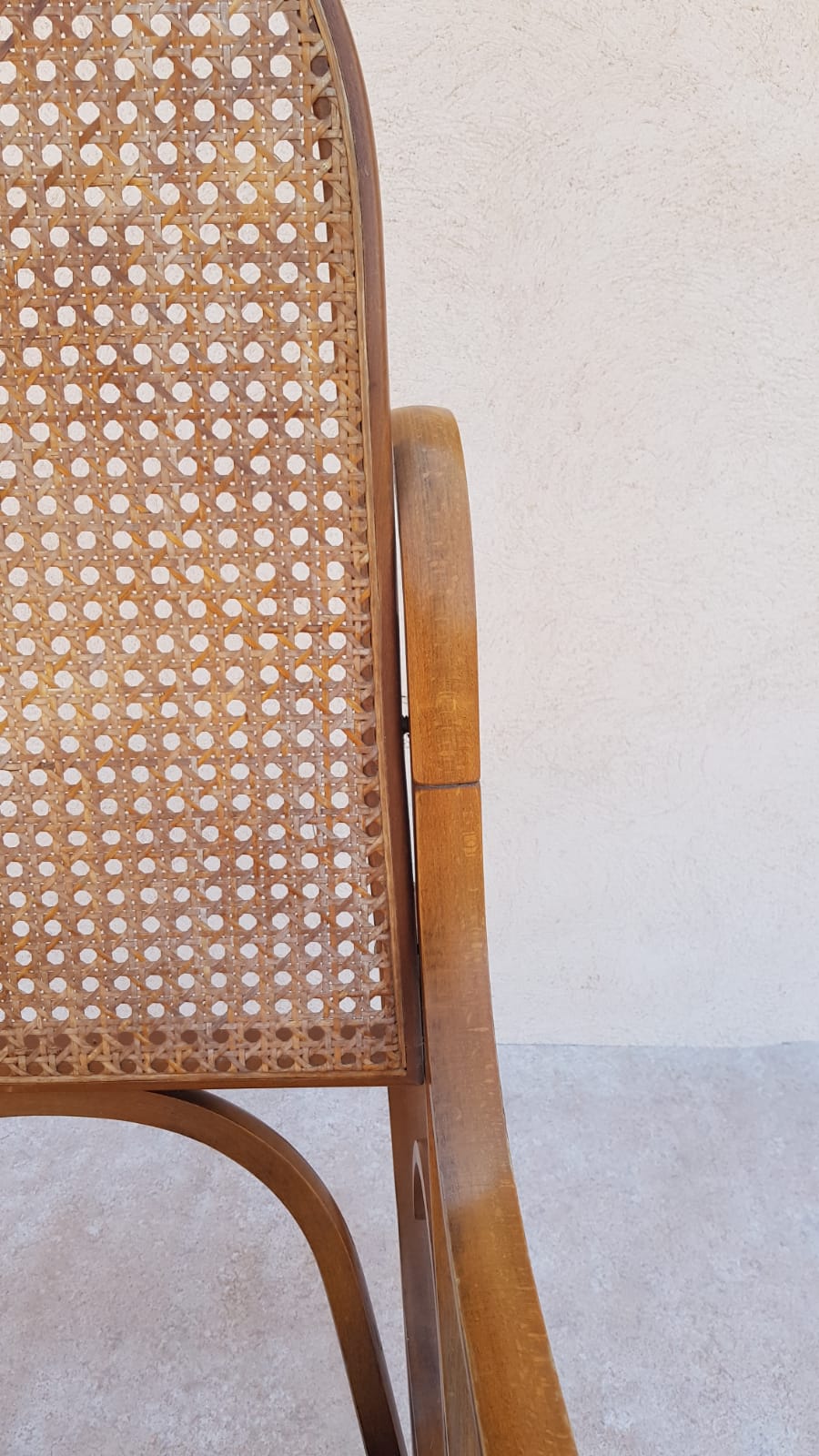 Vintage rocking-chair