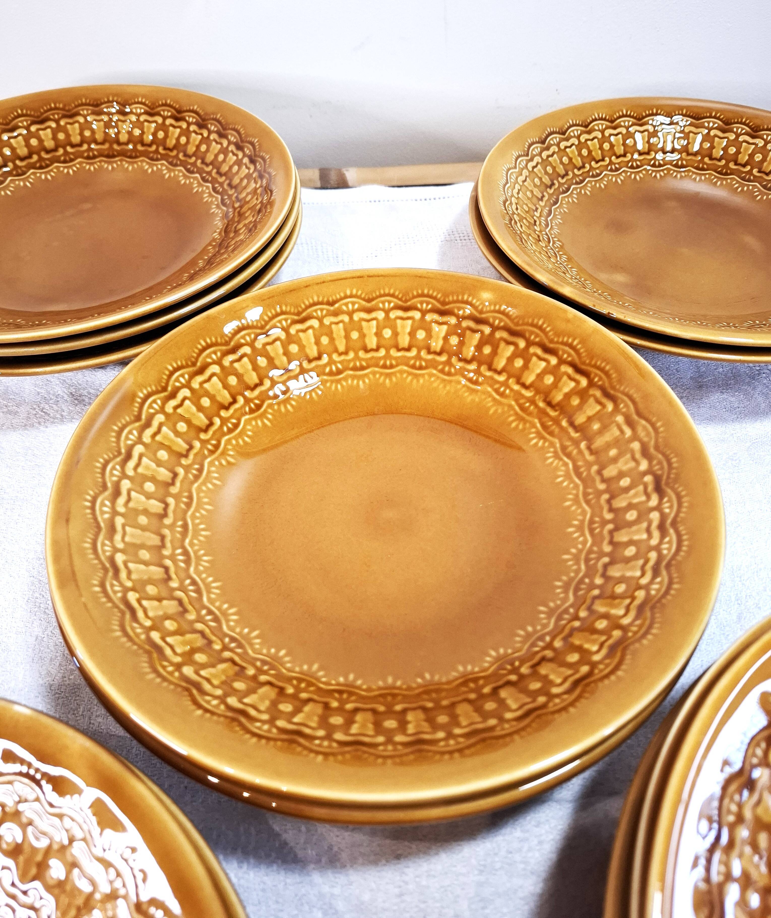 Glazed ceramic plates Gien