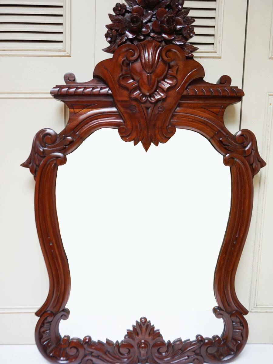 Antique Baroque Wall Mirror in Carved Mahogany