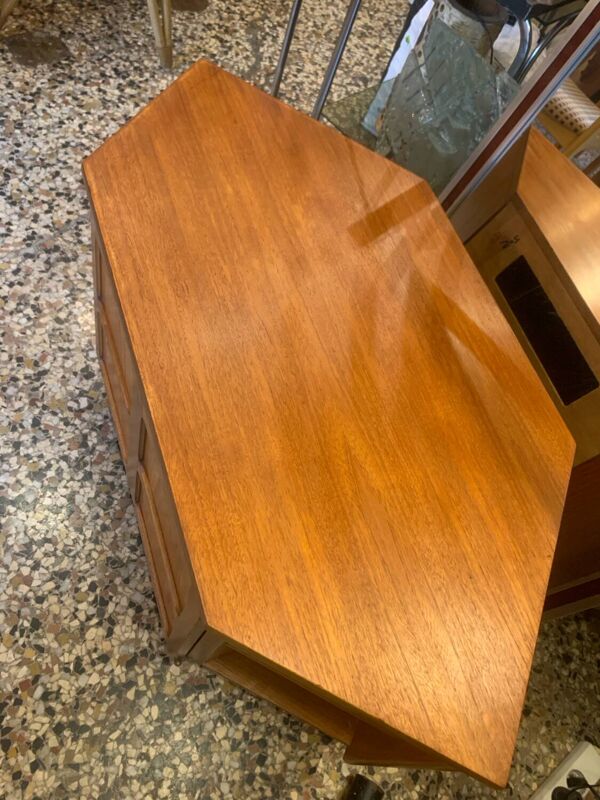 Meuble d’angle bas en teck Nathan Furniture