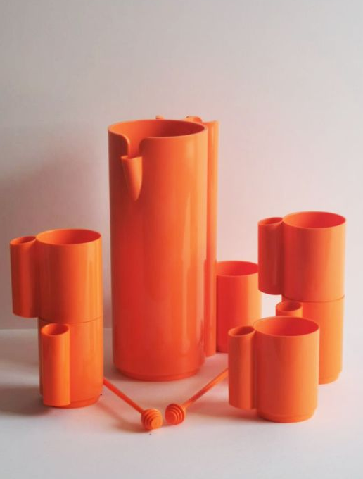Service to orangeade 9 set designed by Jean-Pierre Vitrac in 1970.