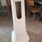 Porcelain dressing table