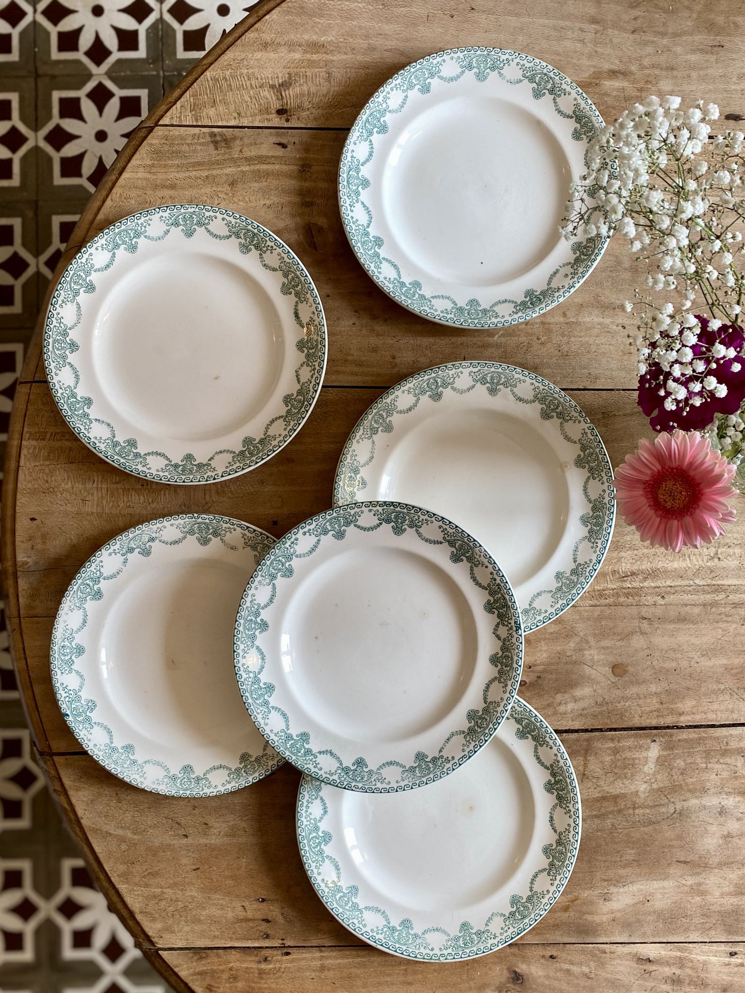 Set of 6 vintage plates in iron earth, Longwy model Au Chatelet LOT 2