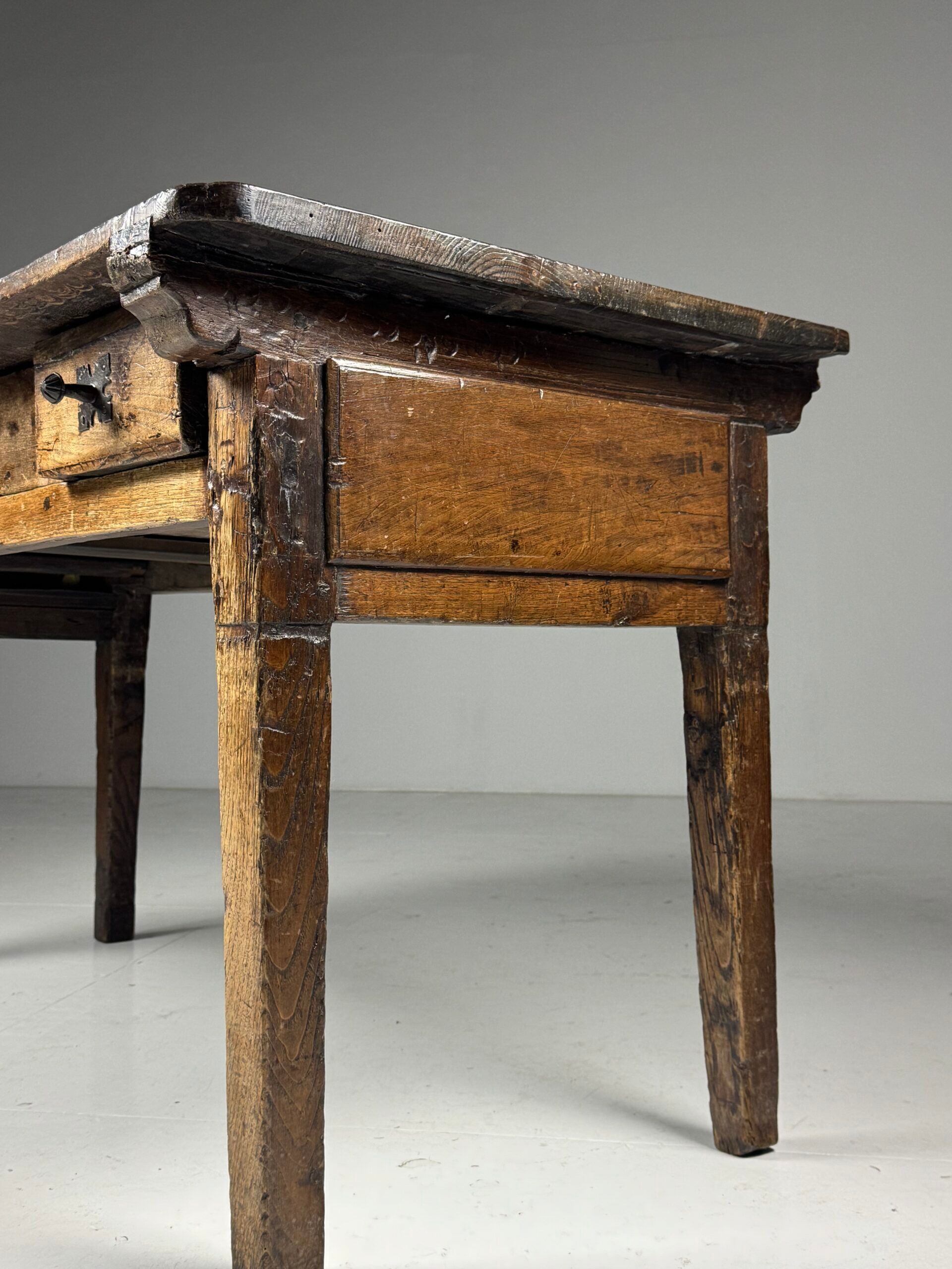 Spanish table 18th century