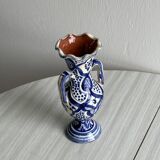 Petit vase en poterie ancienne