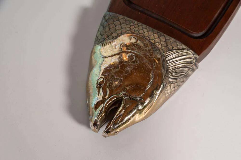 Vintage wooden presentation platter, fish platter.