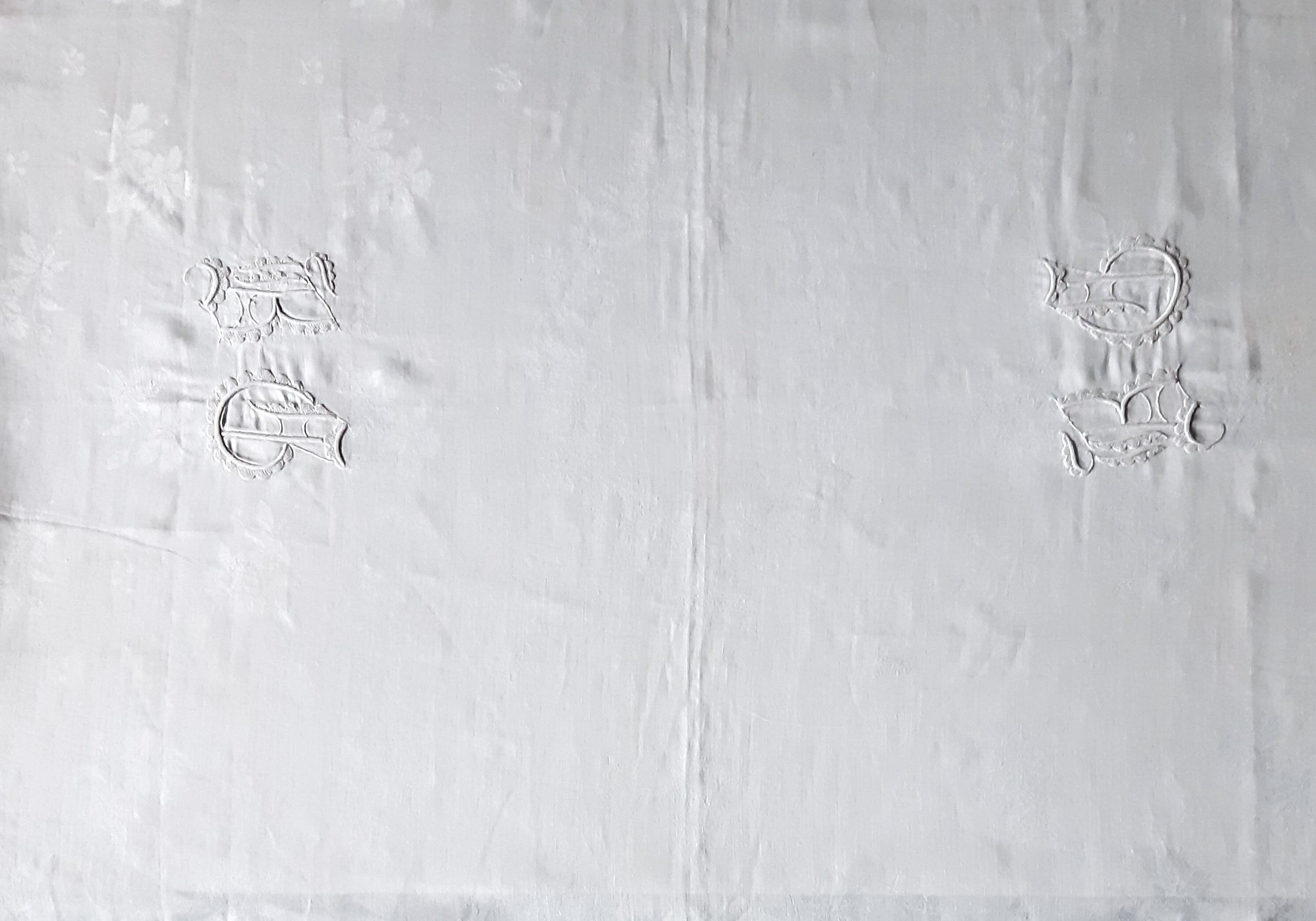 old damask table service 1m75x2m35 monogrammed "BG" with 8 napkins and tablecloth gift