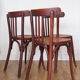 Lot de chaises bistrot en bois vintage