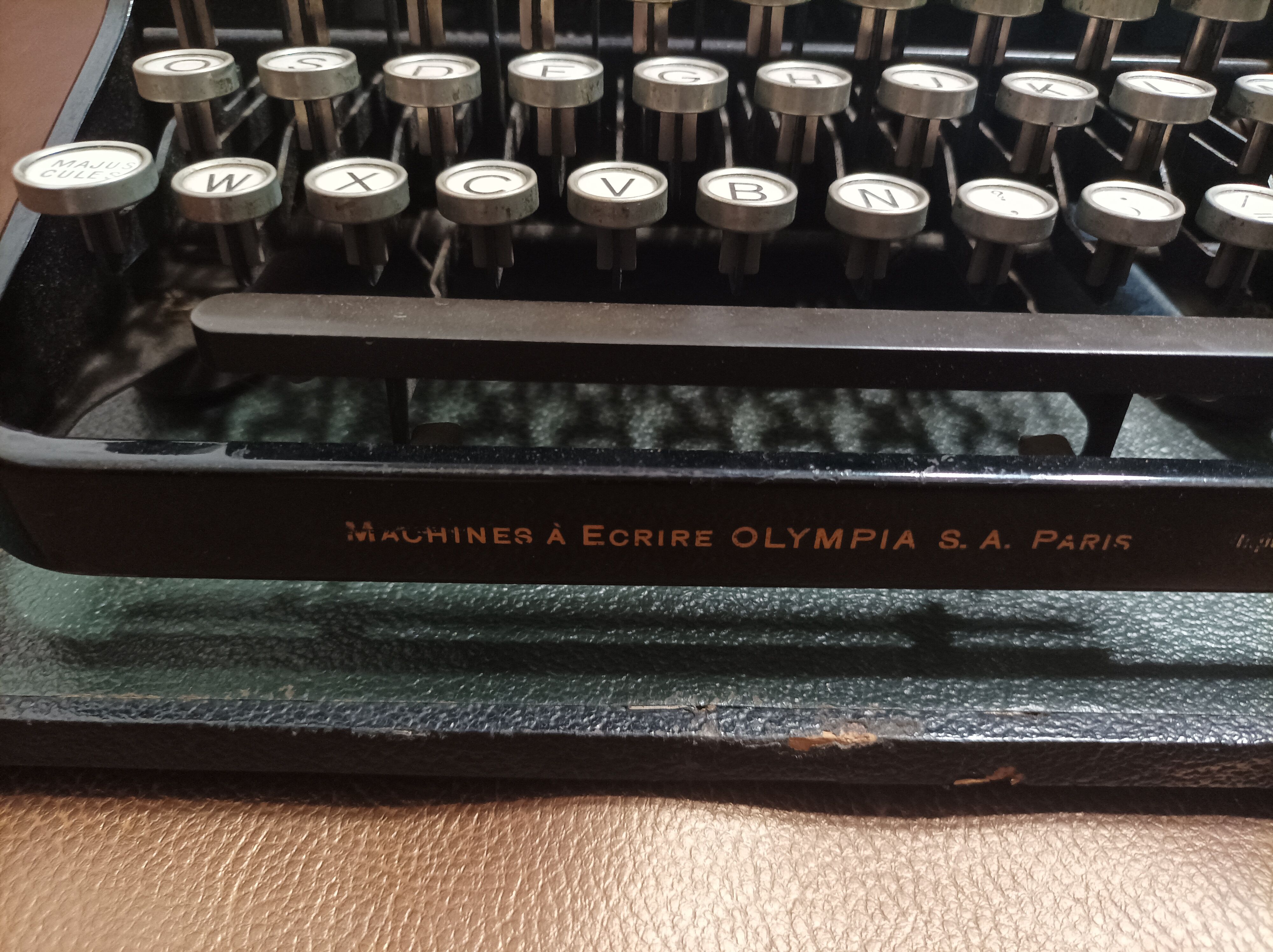 Olympia model Filia, typewriter 30s/40s Functional