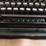 Olympia model Filia, typewriter 30s/40s Functional