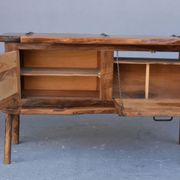 Bahut bar Brutaliste forme libre en olivier