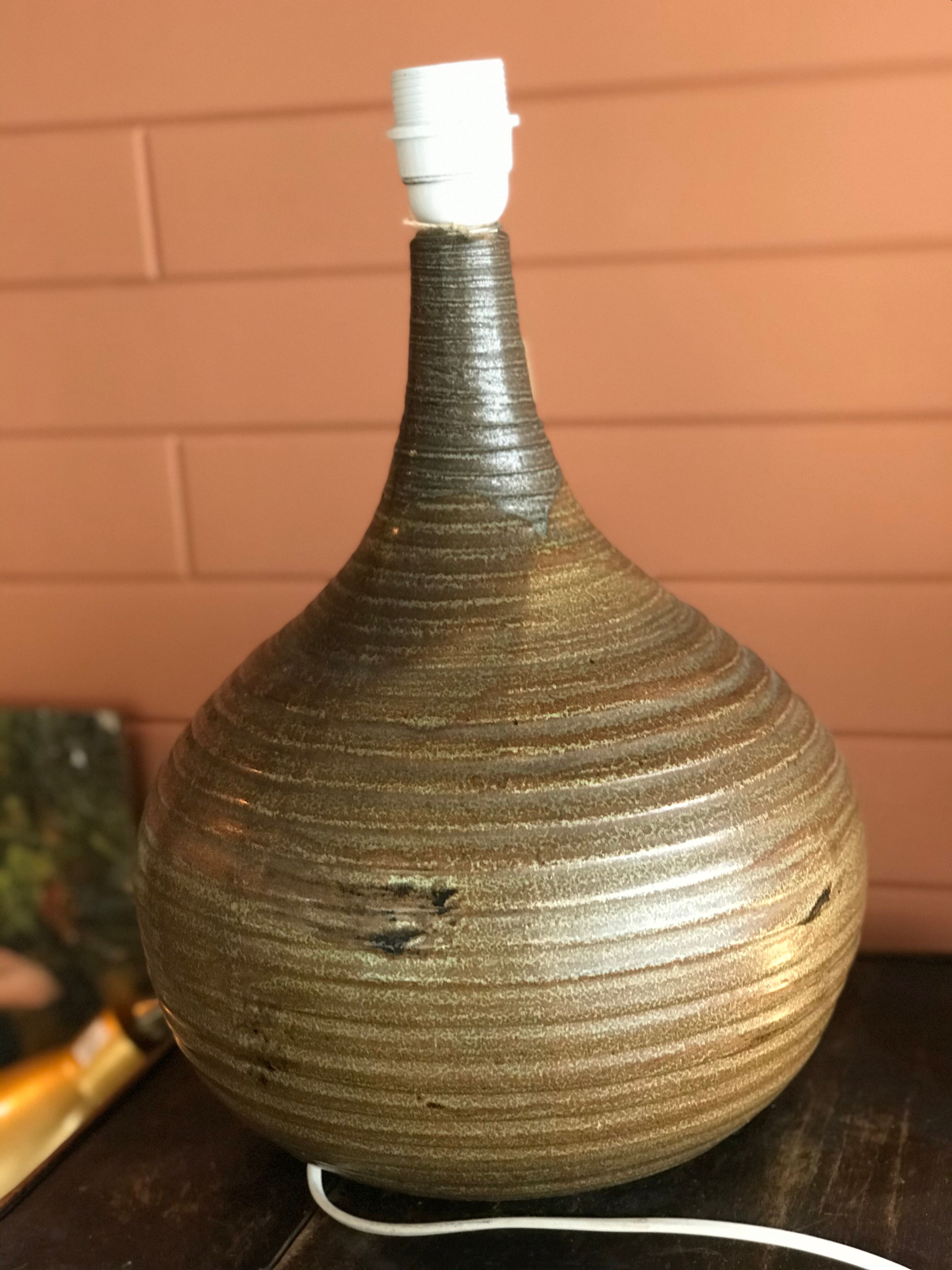Pied de lampe en grès