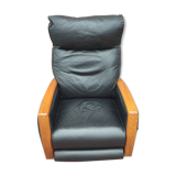 Luxury lusch vintage leather armchair