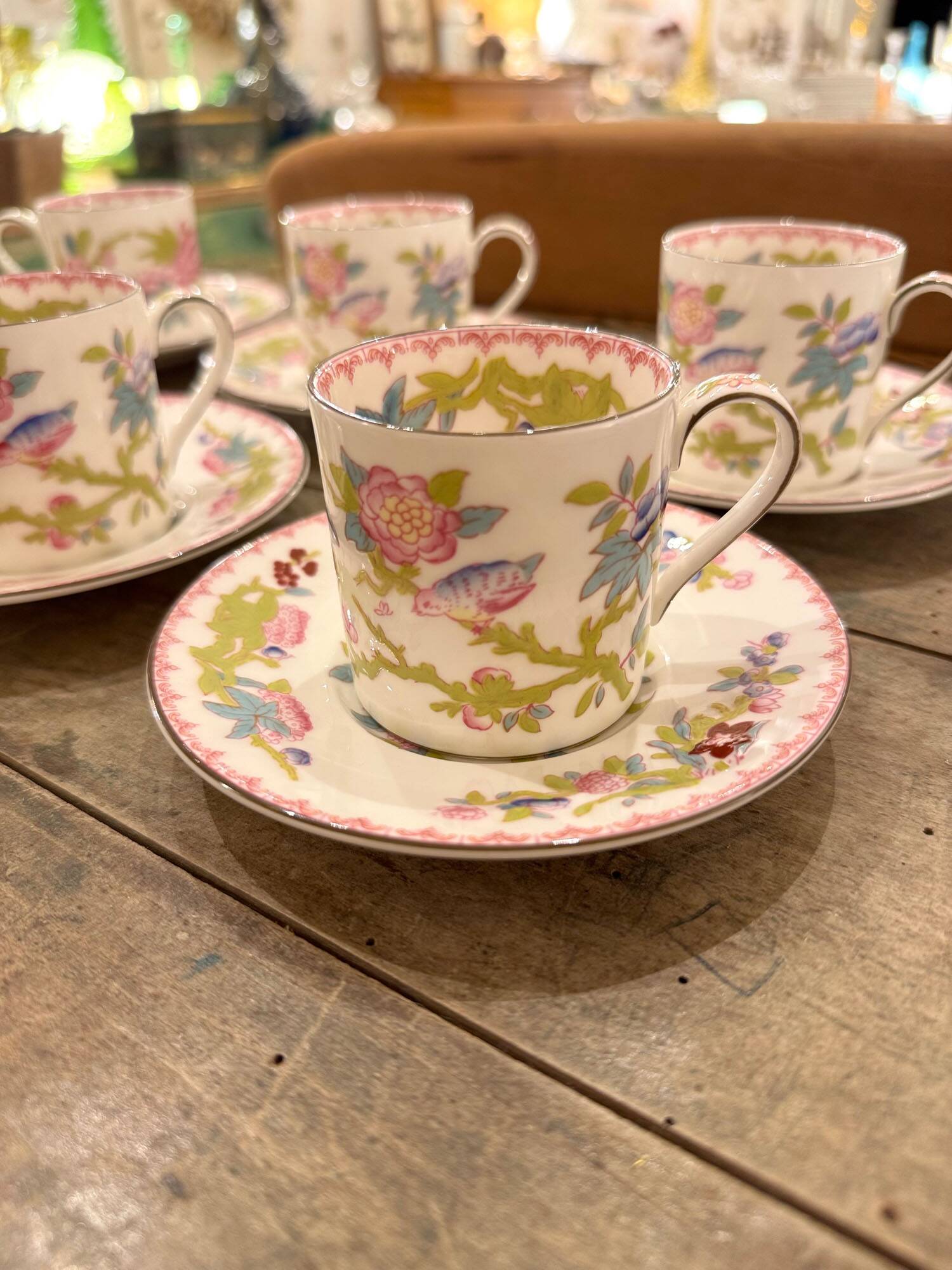 6 tasses à café en porcelaine de Minton
