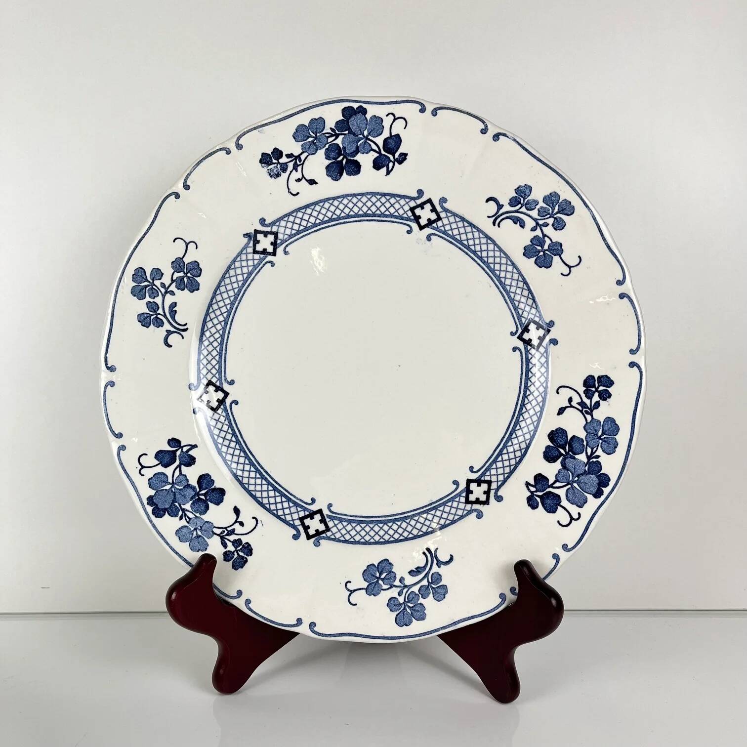 Set of 6 flat plates Terre de Fer KG Lunéville, model "Jane", blue, 1890-1915