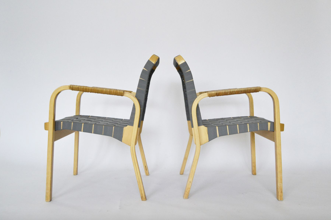 Pair of armchairs modèle "E45" by Alvar Aalto for Artek