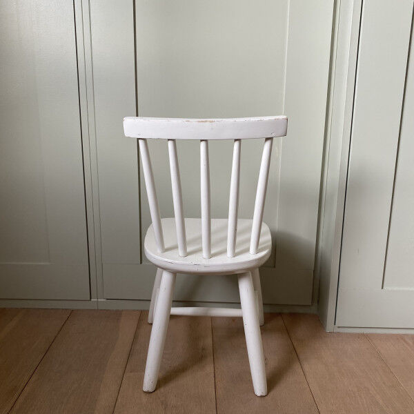 Scandinavian children's chair