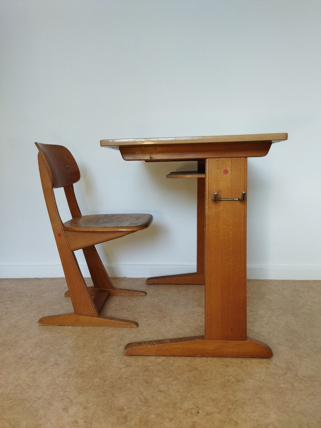 Casala children's desk