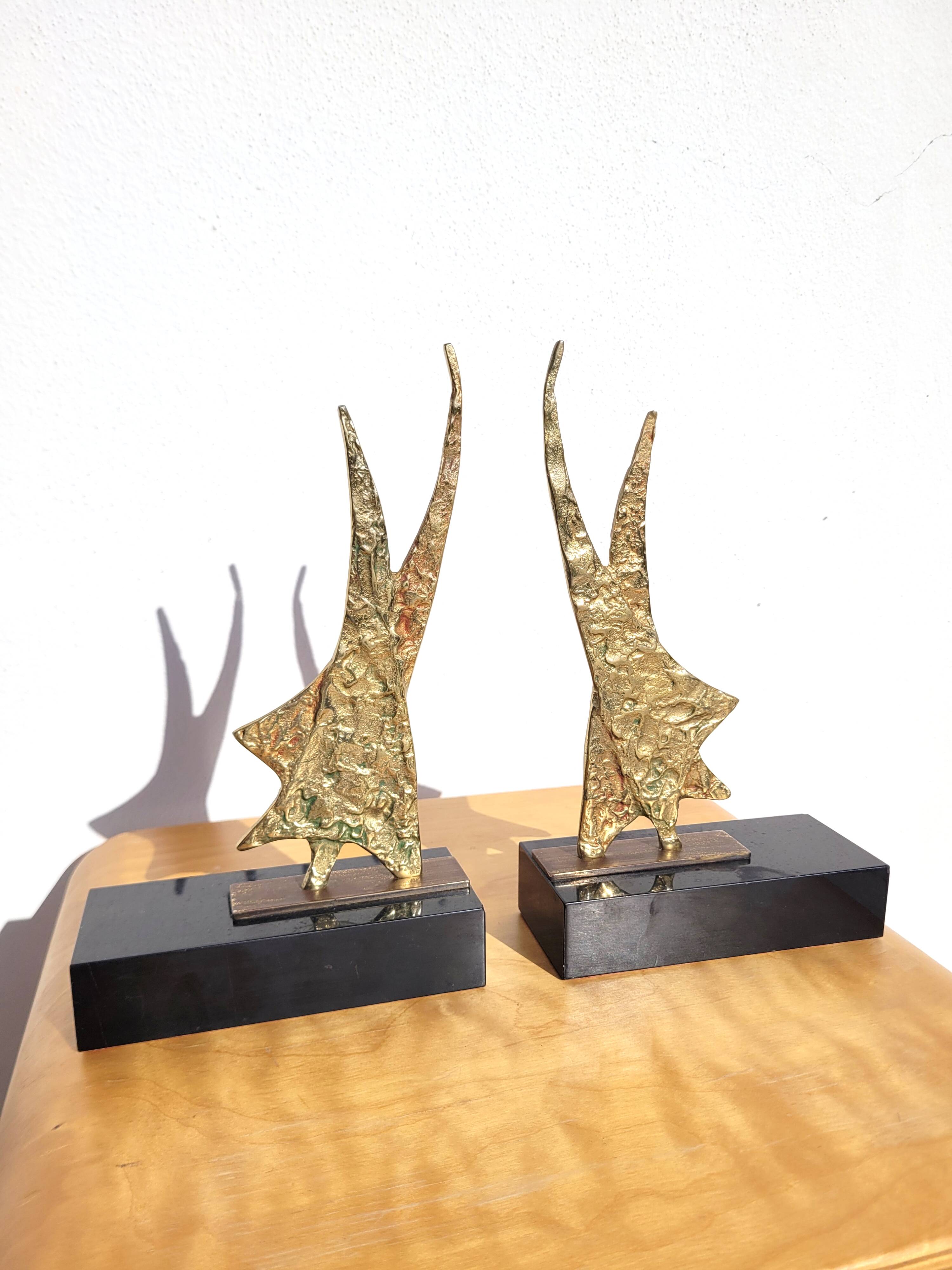 Serre livres en bronze doré vers 1960