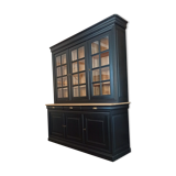 Black and wood bookcase