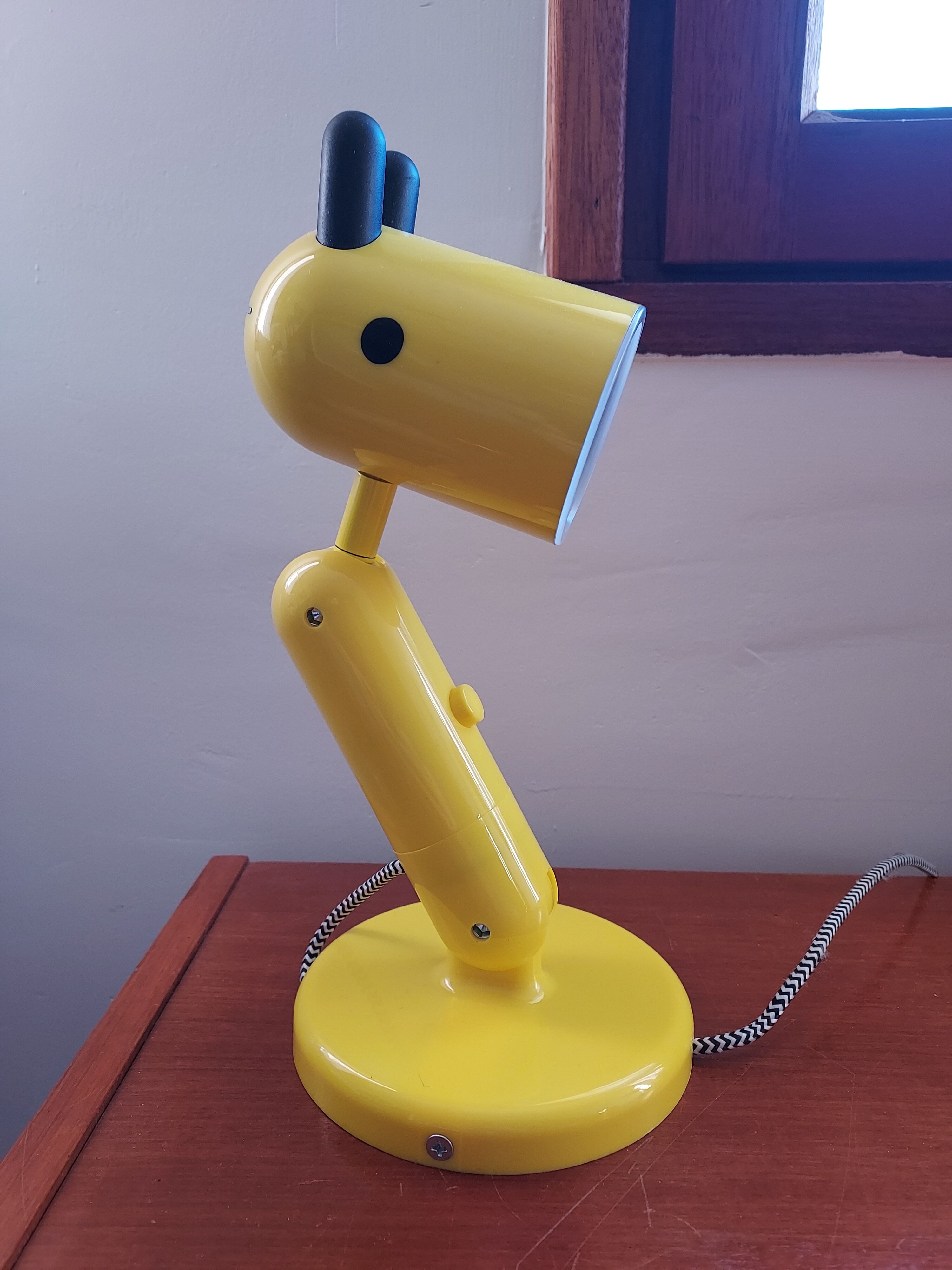 Ikea lamp applies Kruj yellow