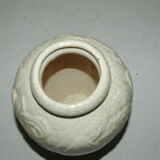 large cracked vase art-deco era