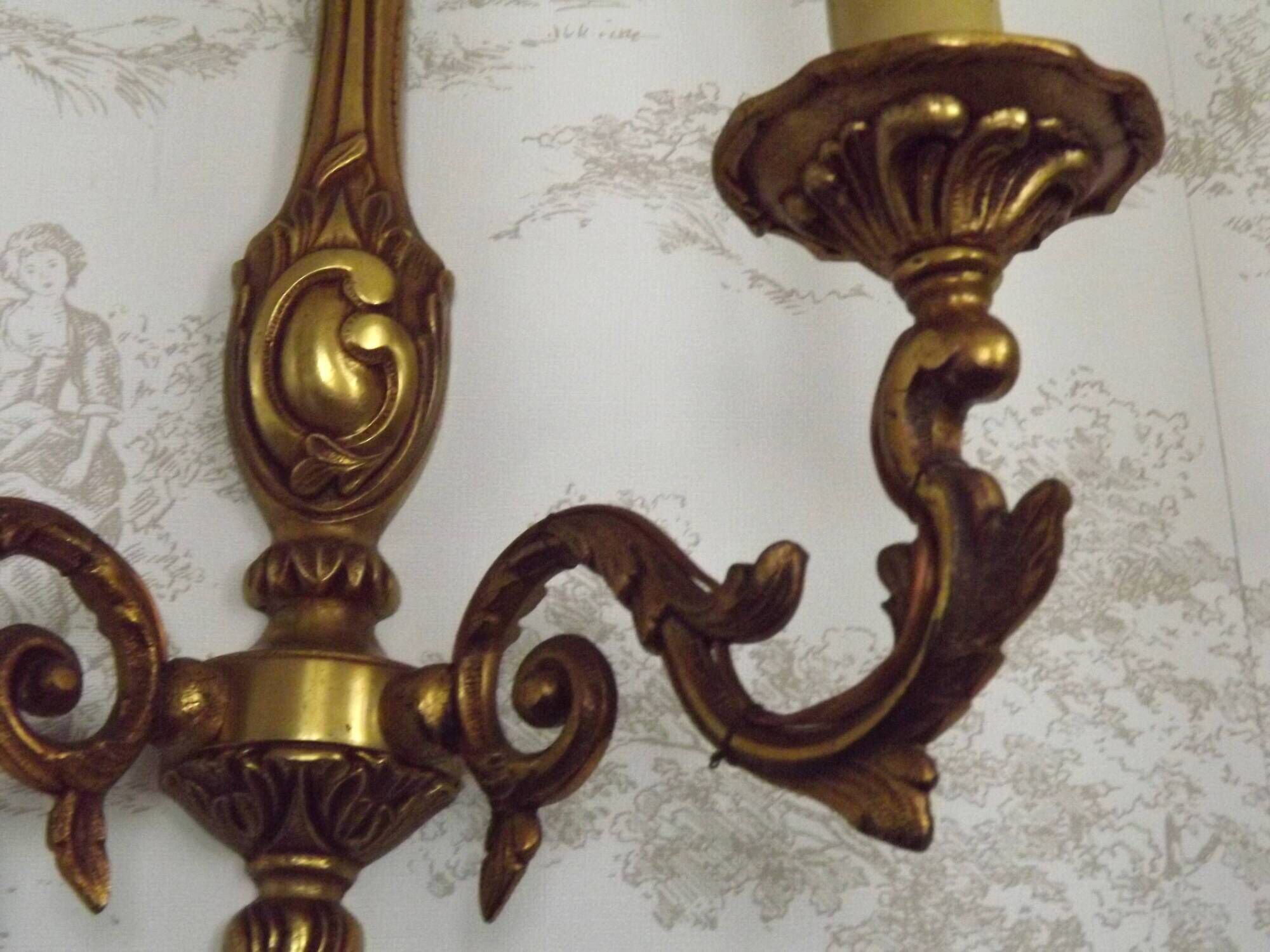 Pair Vintage French Traditional Style Bronze Mid Century Wall Lights 5345