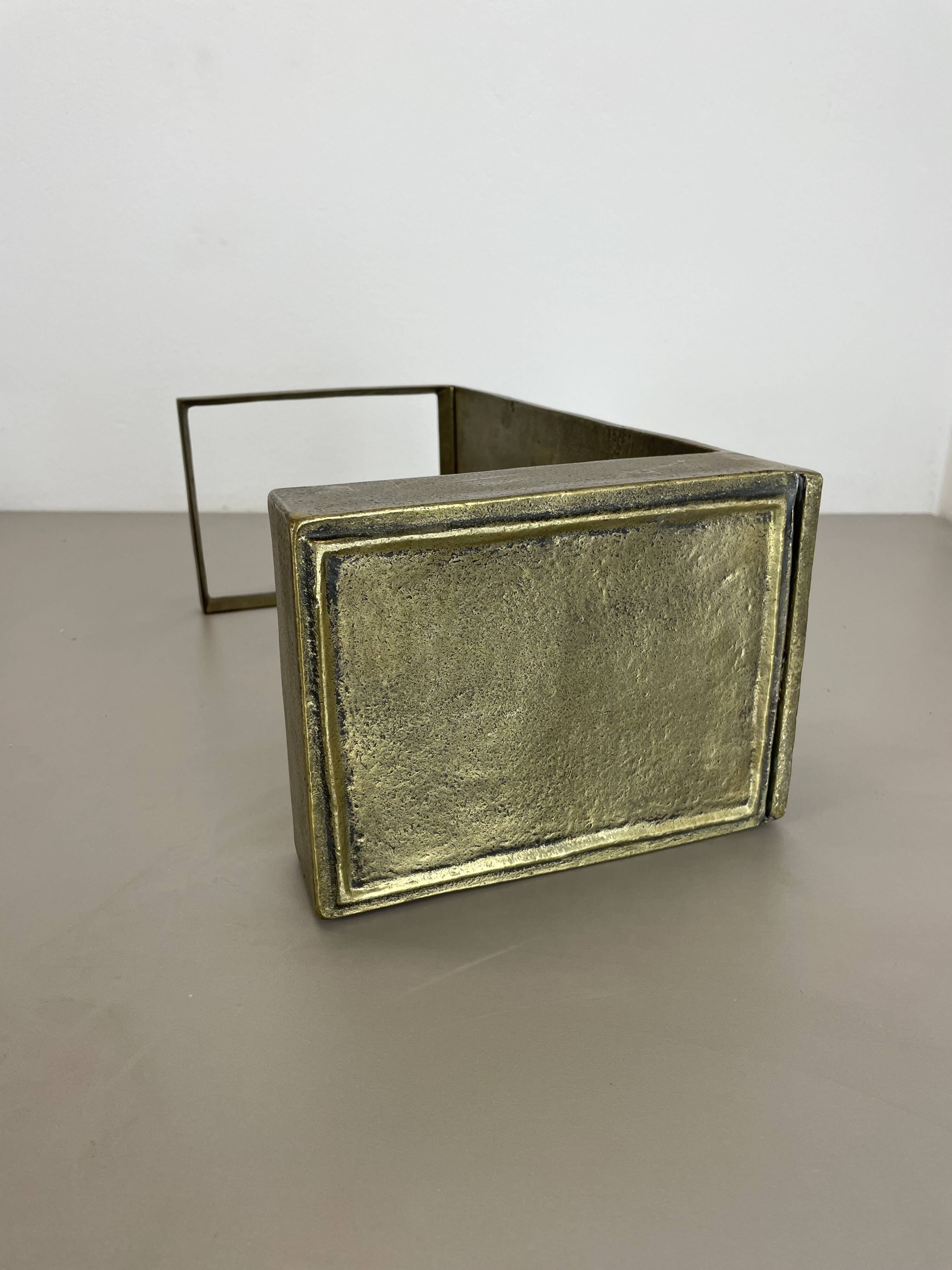 Hollywood Regency Solid 7.5kg Brass Brutalist Floral Umbrella Stand, Italy 1970s