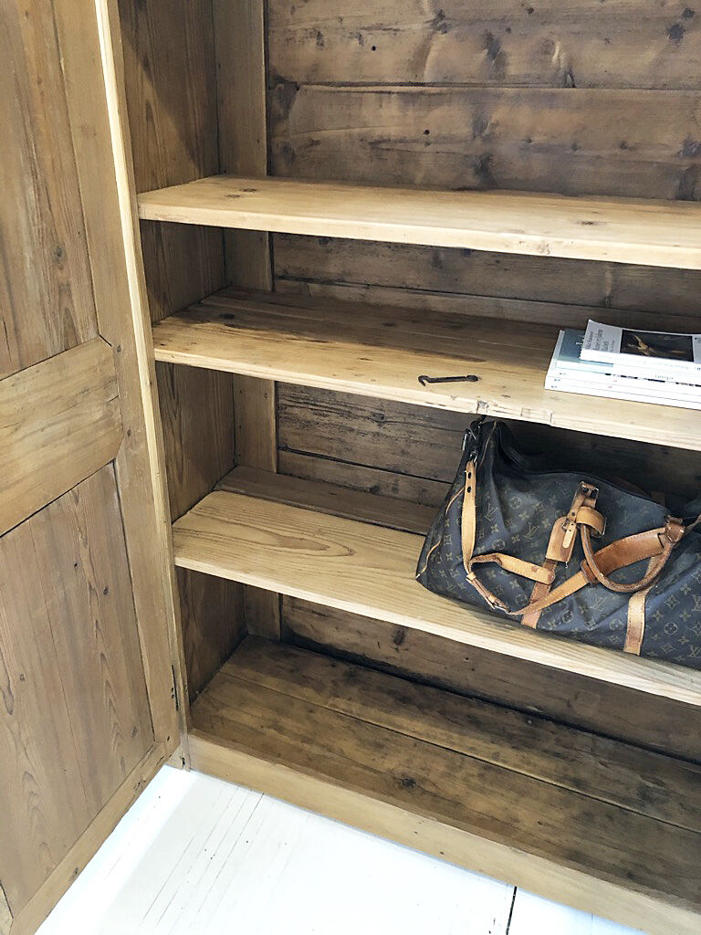 Pine good-food cabinet