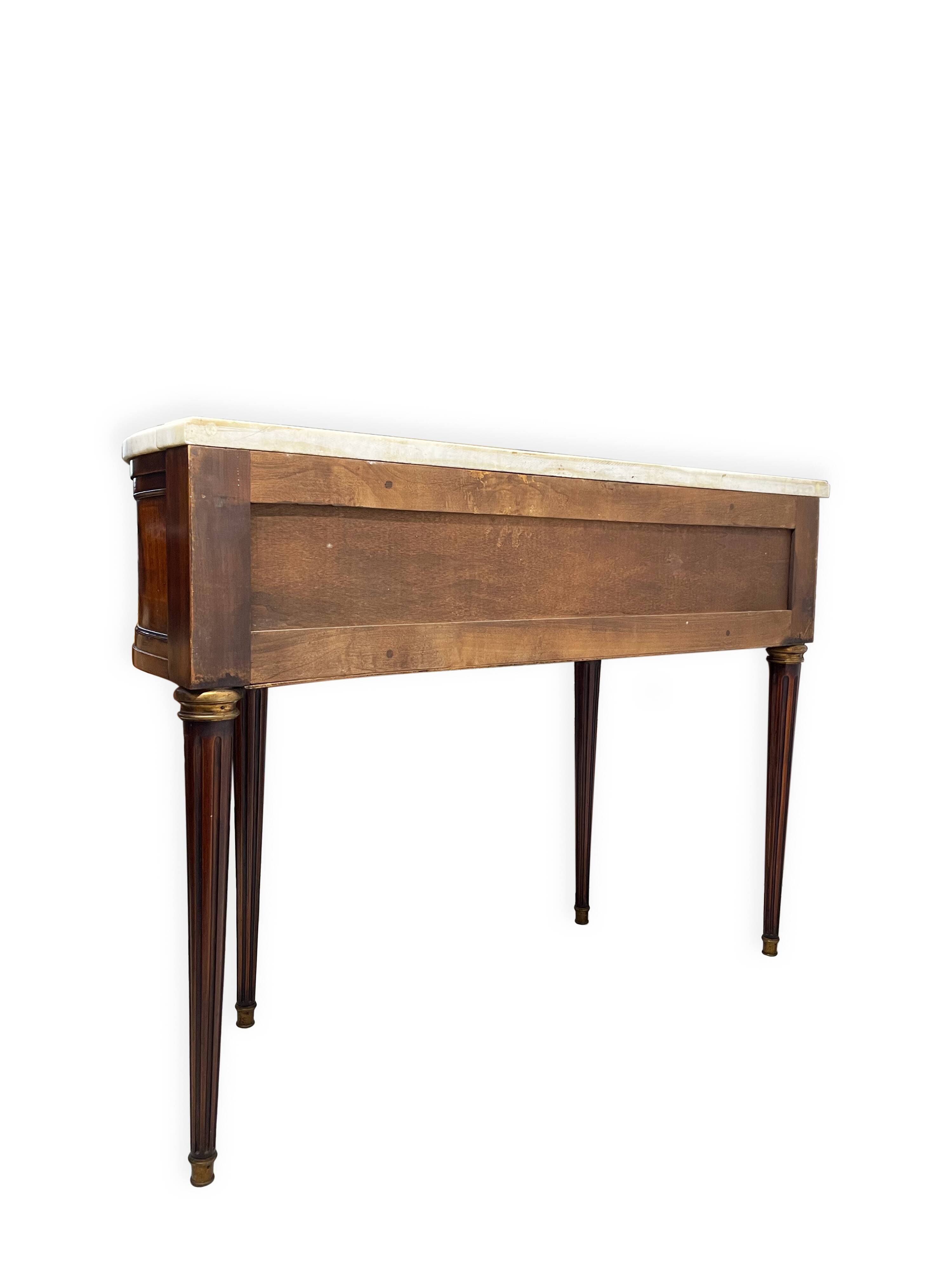 Console française Louis XVI en acajou à plumes, 19ème siècle