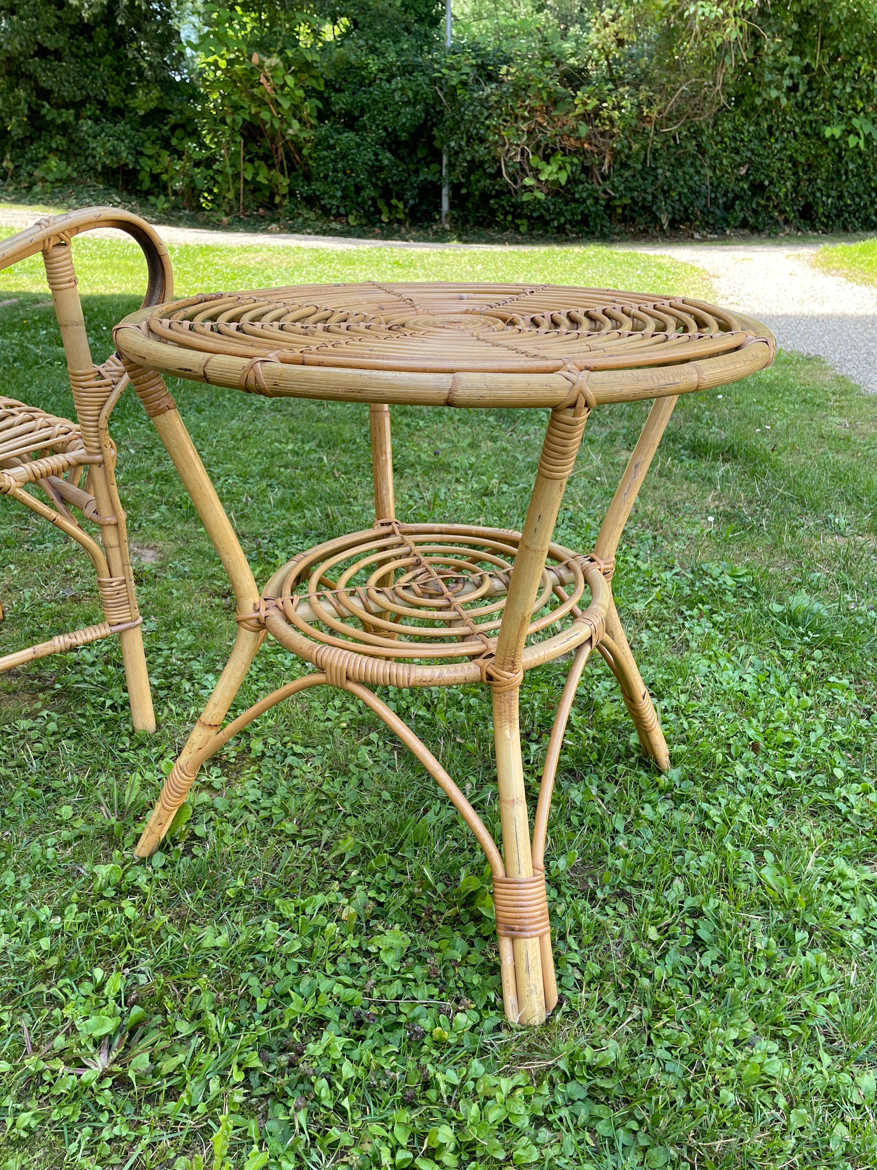 Rattan table and chair set