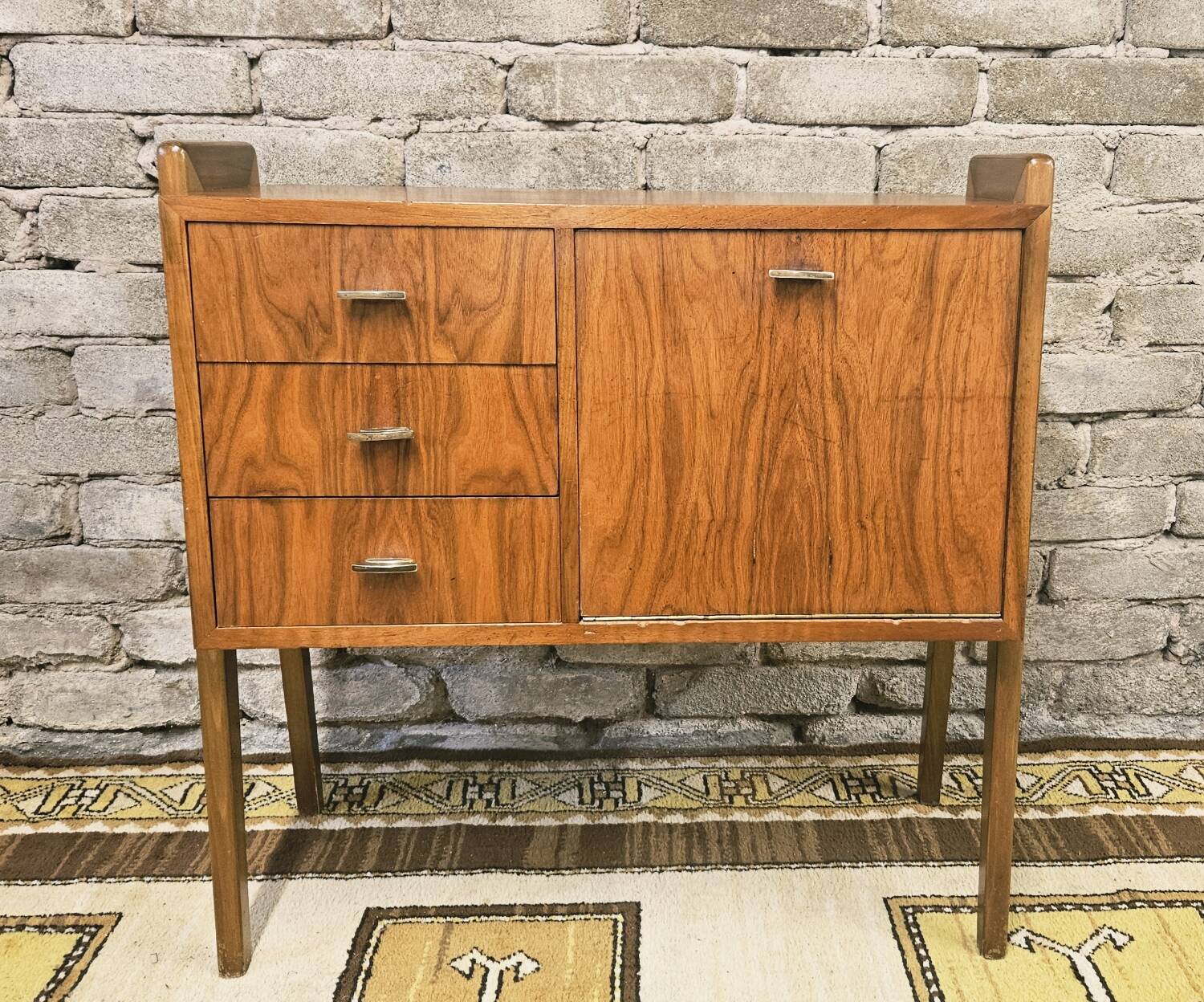 Small Scandinavian chest of drawers with compass feet, 1960s