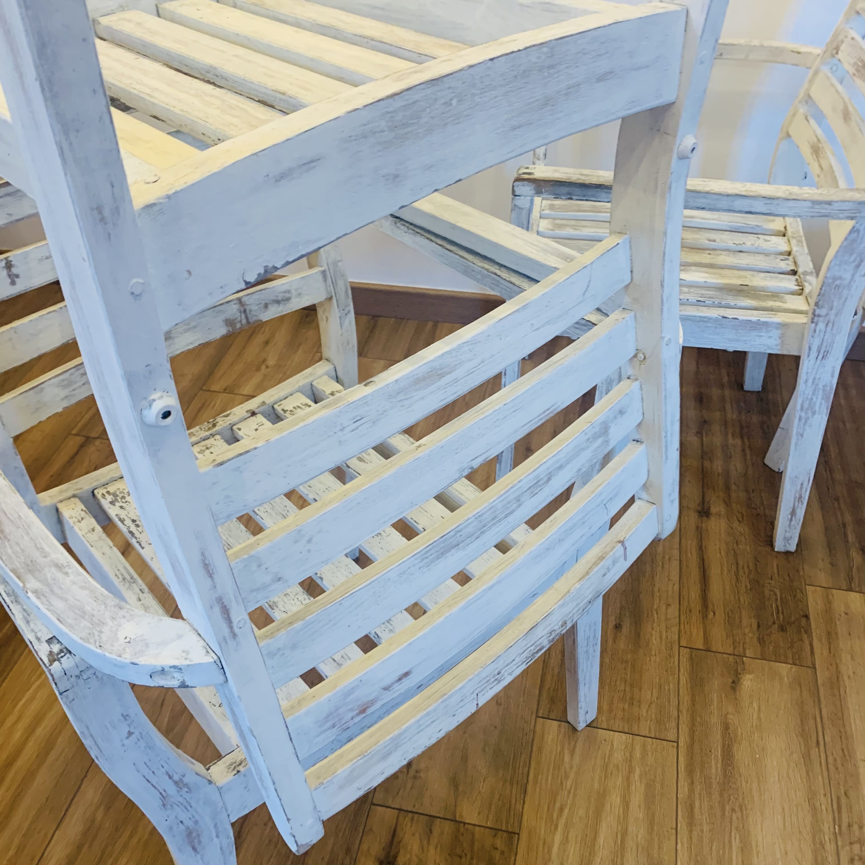 Ensemble de 4 chaises en bois