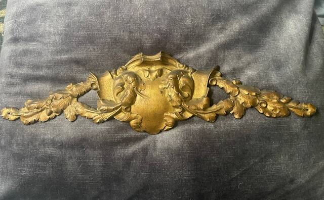 grand Louis XV style bronze pediment numbered