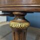 Table en plaquage d'acajou de style Louis XVI